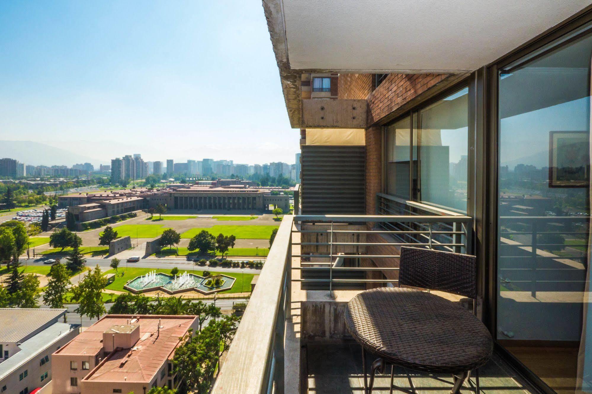 Livinnest Apartments Santiago Exterior foto